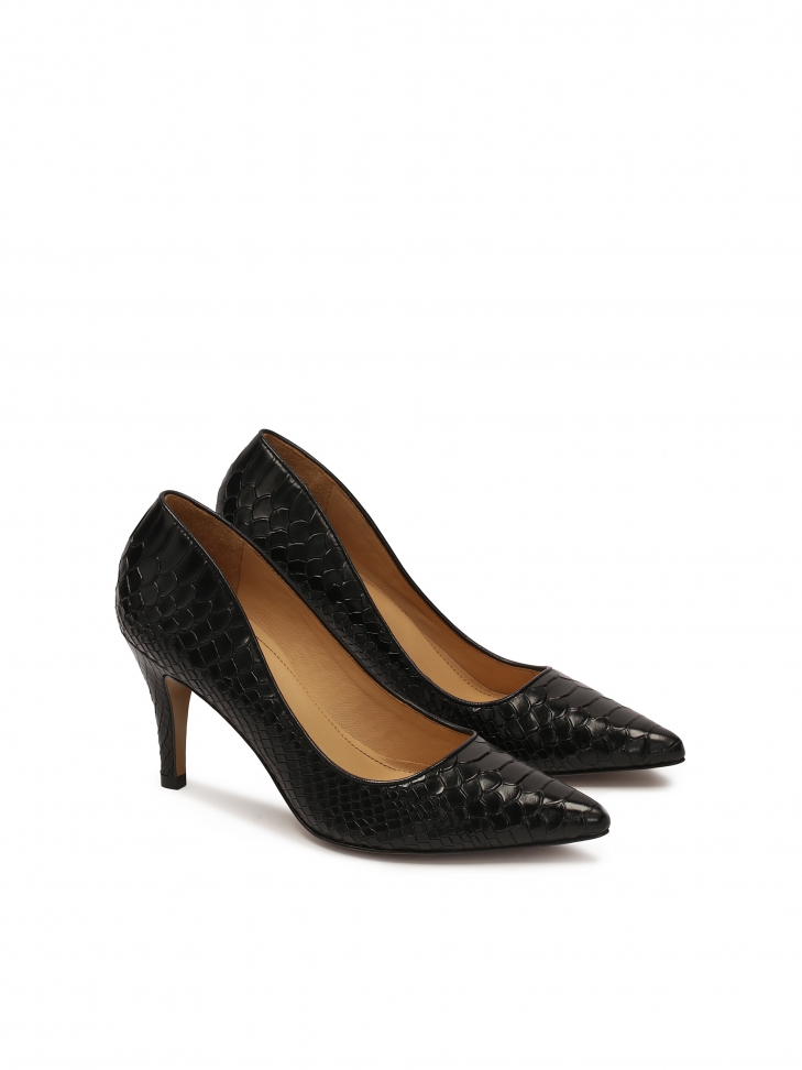 Black embossed leather pumps