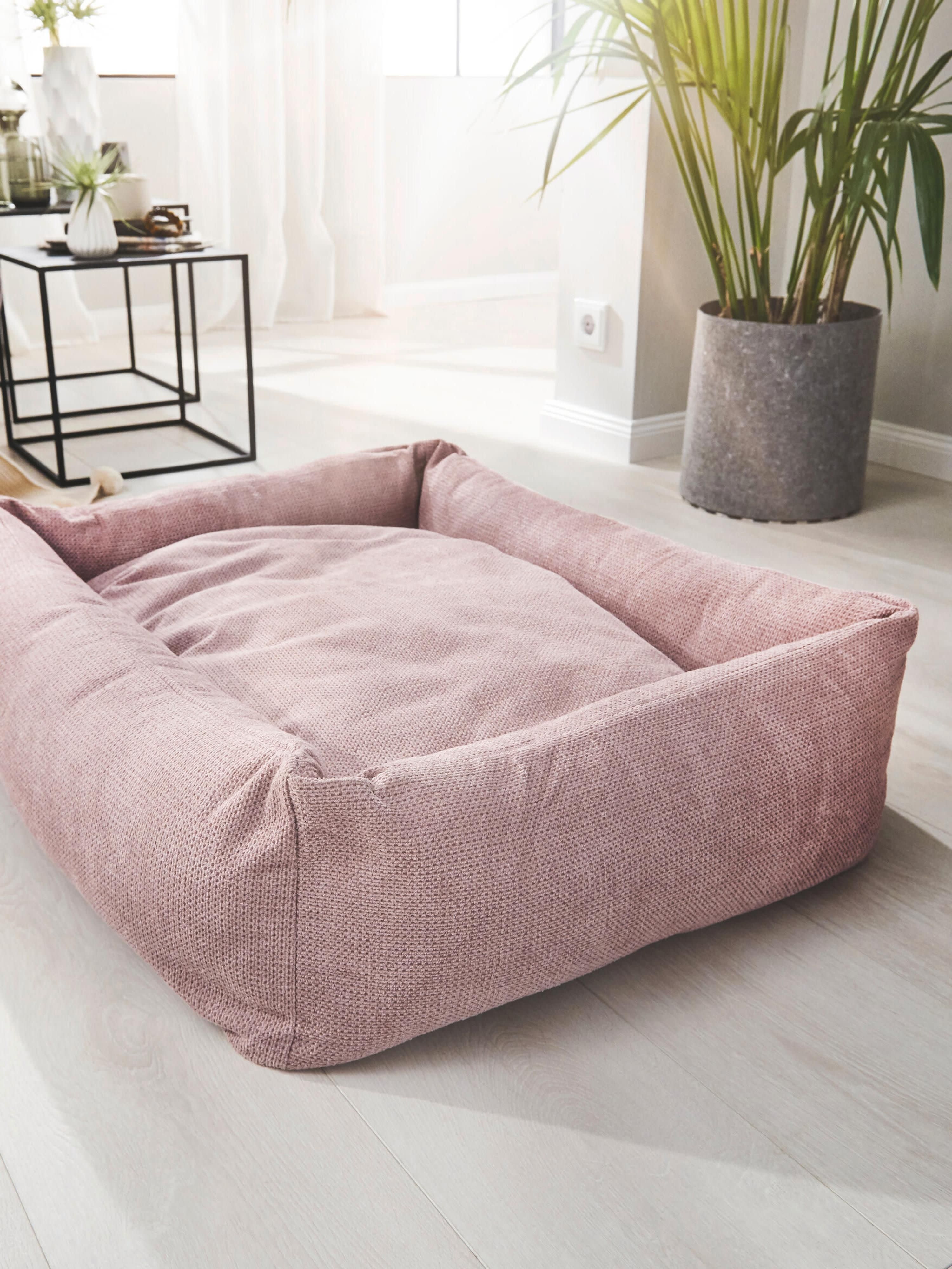 Hundebett Tudor, in verschiedenen Größen