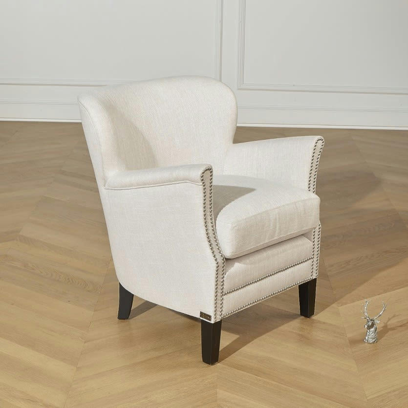 MAX - Fauteuil club en tissu beige aspect lin légèrement satiné
