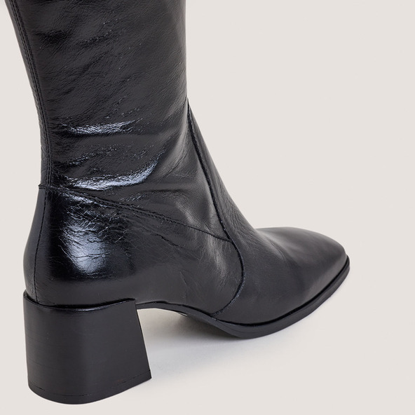 Bottes à bouts carrésen cuir vieilli noir | ARGENTINE
