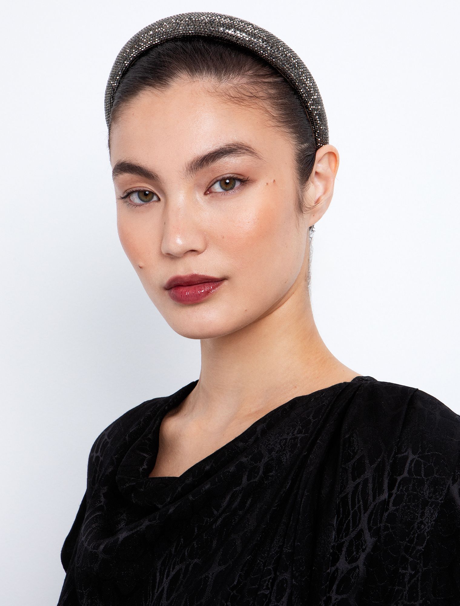 Στέκα μαλλιών με strass