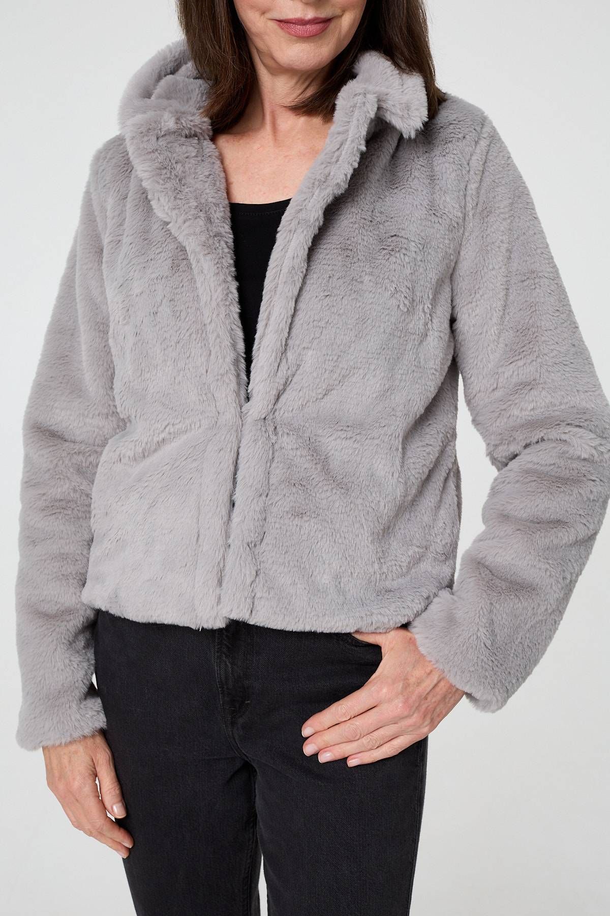 Izabel London Faux Fur Long Sleeve Cropped Jacket