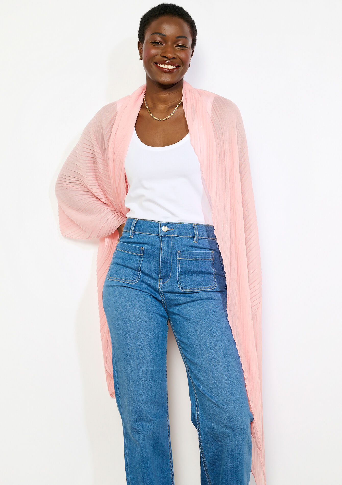 Pliss&eacute; sjaal met glansdraad