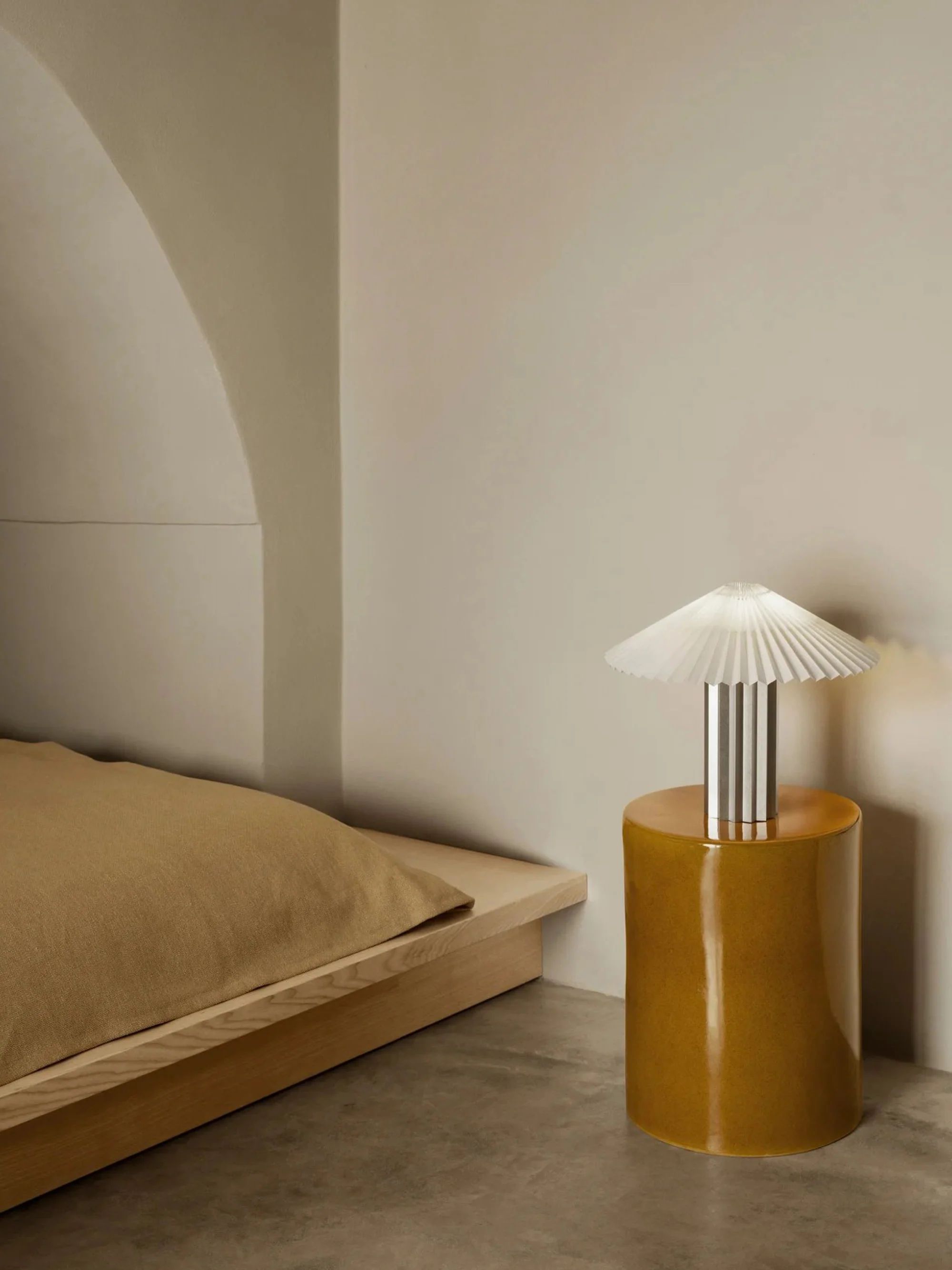 Dimmbare Tischlampe Taite