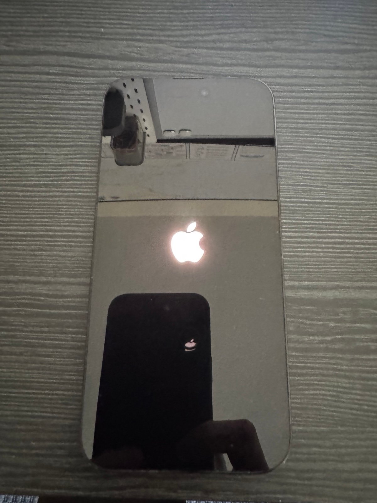 iPhone 14 pro max phone unlocked