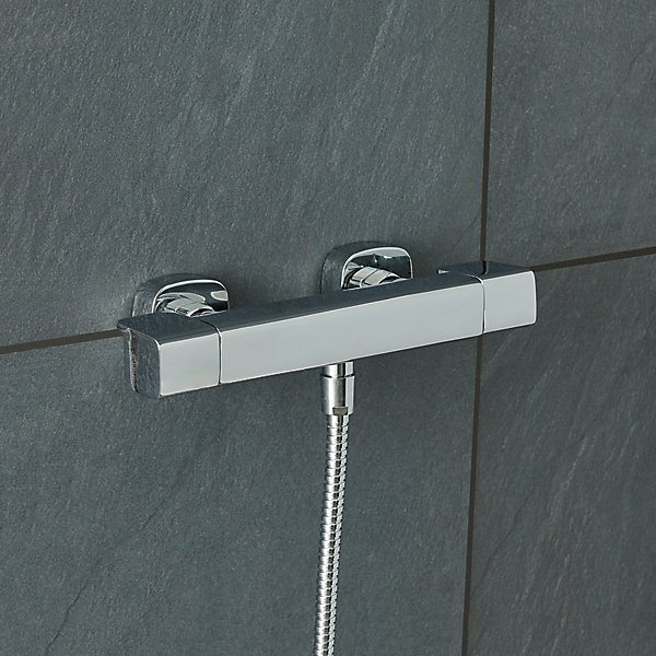 Mitigeur de douche thermostatique chromé GoodHome Teesta