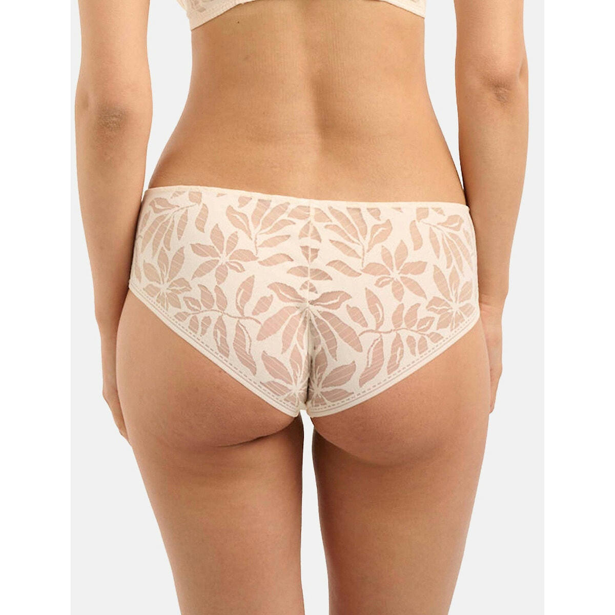 Shorty dentelle Emmy
