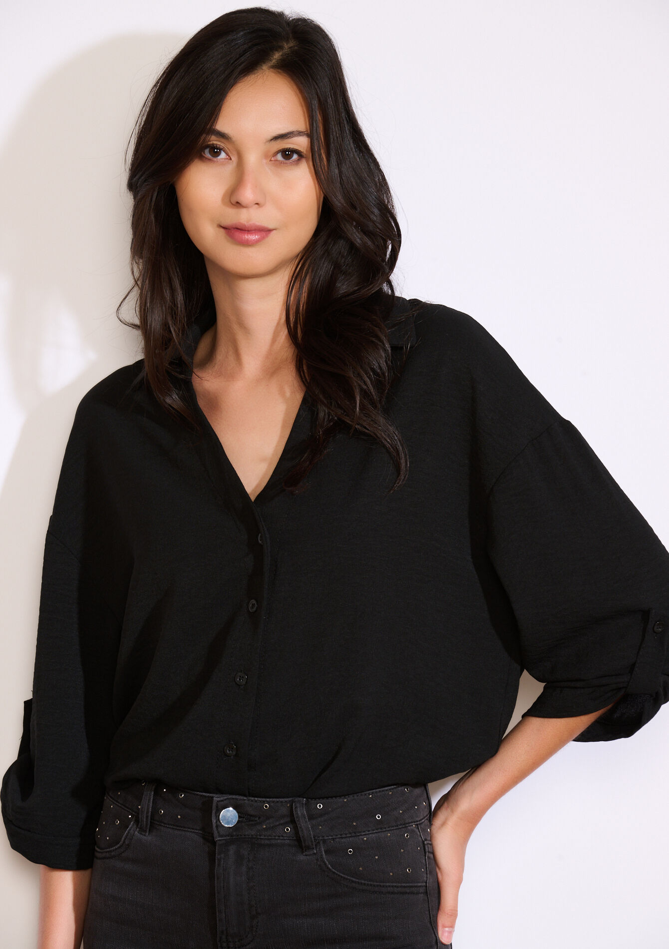 Losvallend overhemd met knopen