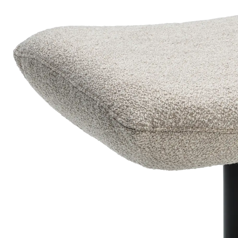 Hocker Aerofoil Plu