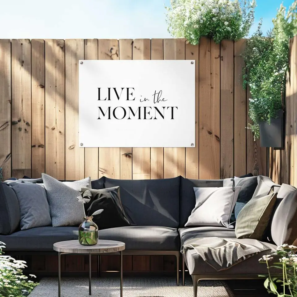 Tuinposter Live in the Moment - 60 x 80 - Zwart-Wit