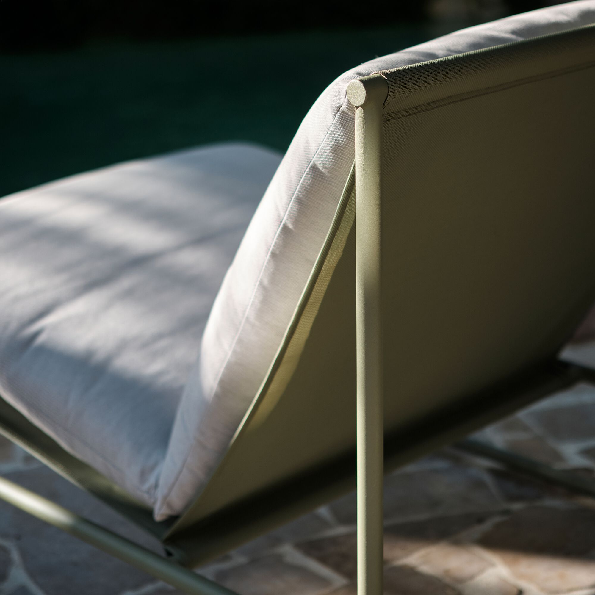 LANTA - Fauteuil de jardin en aluminium - vert cèdre