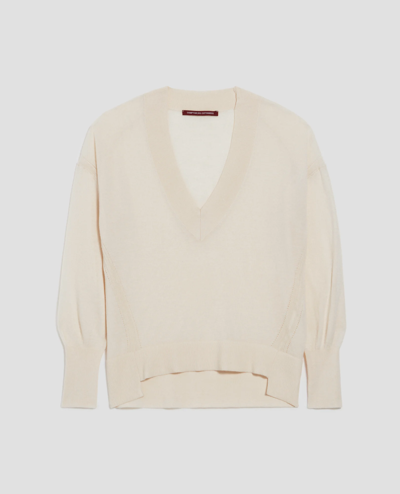 Pull col V en laine et soie