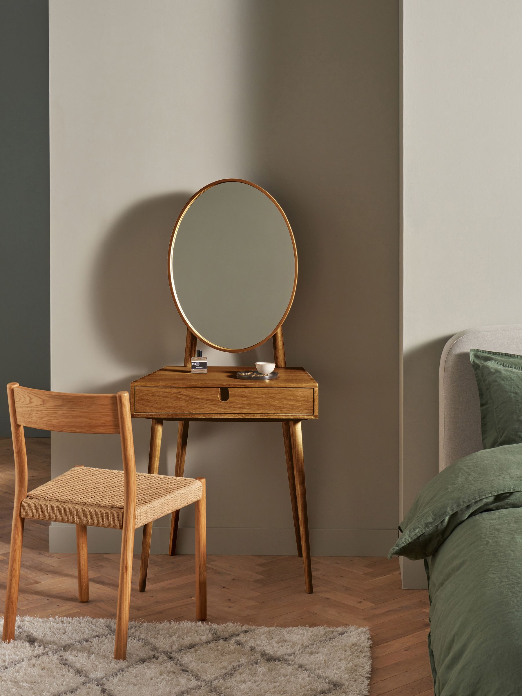 Penn Console Dressing Table in Dark Stain Oak