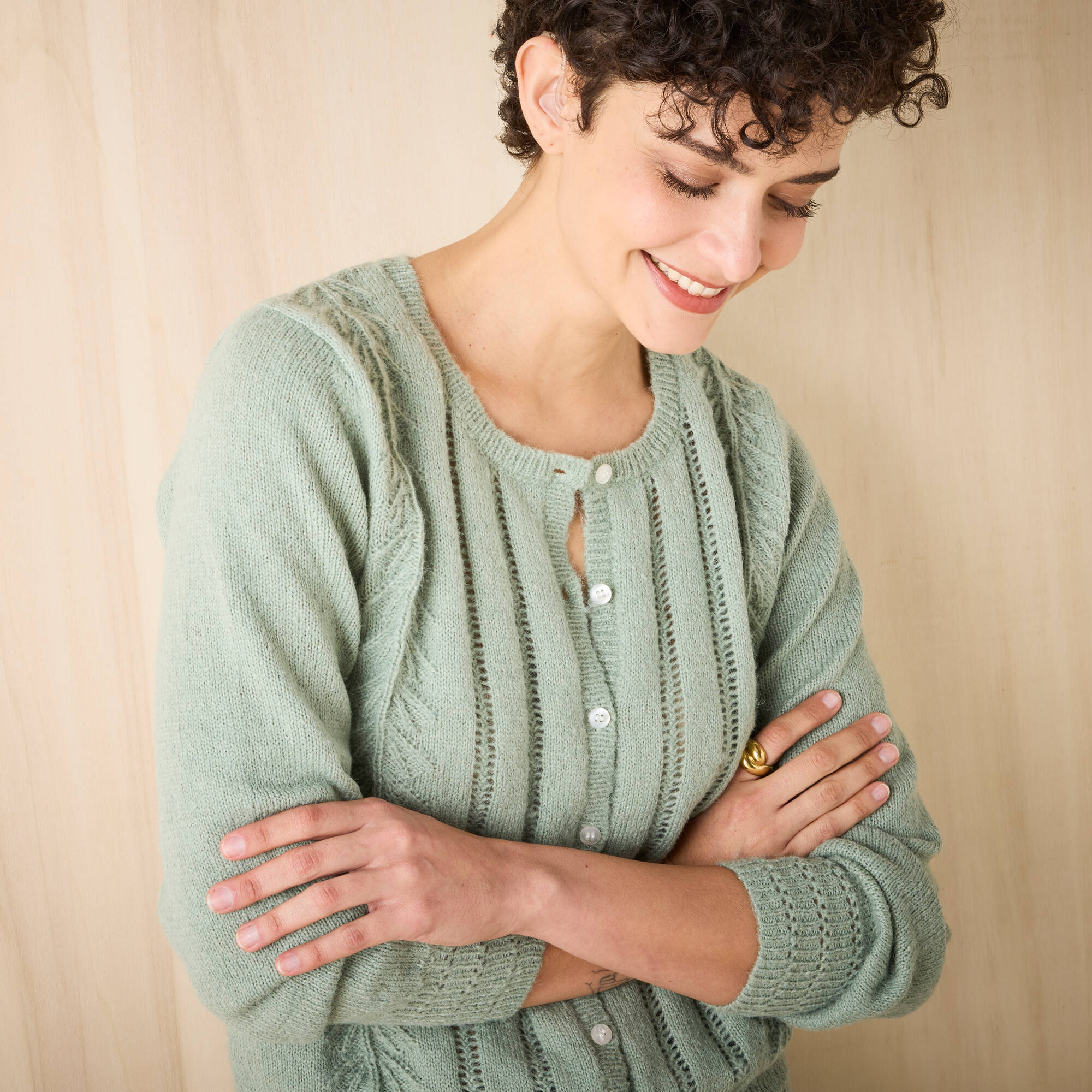 Gilet boutonné col rond, maille fantaisie