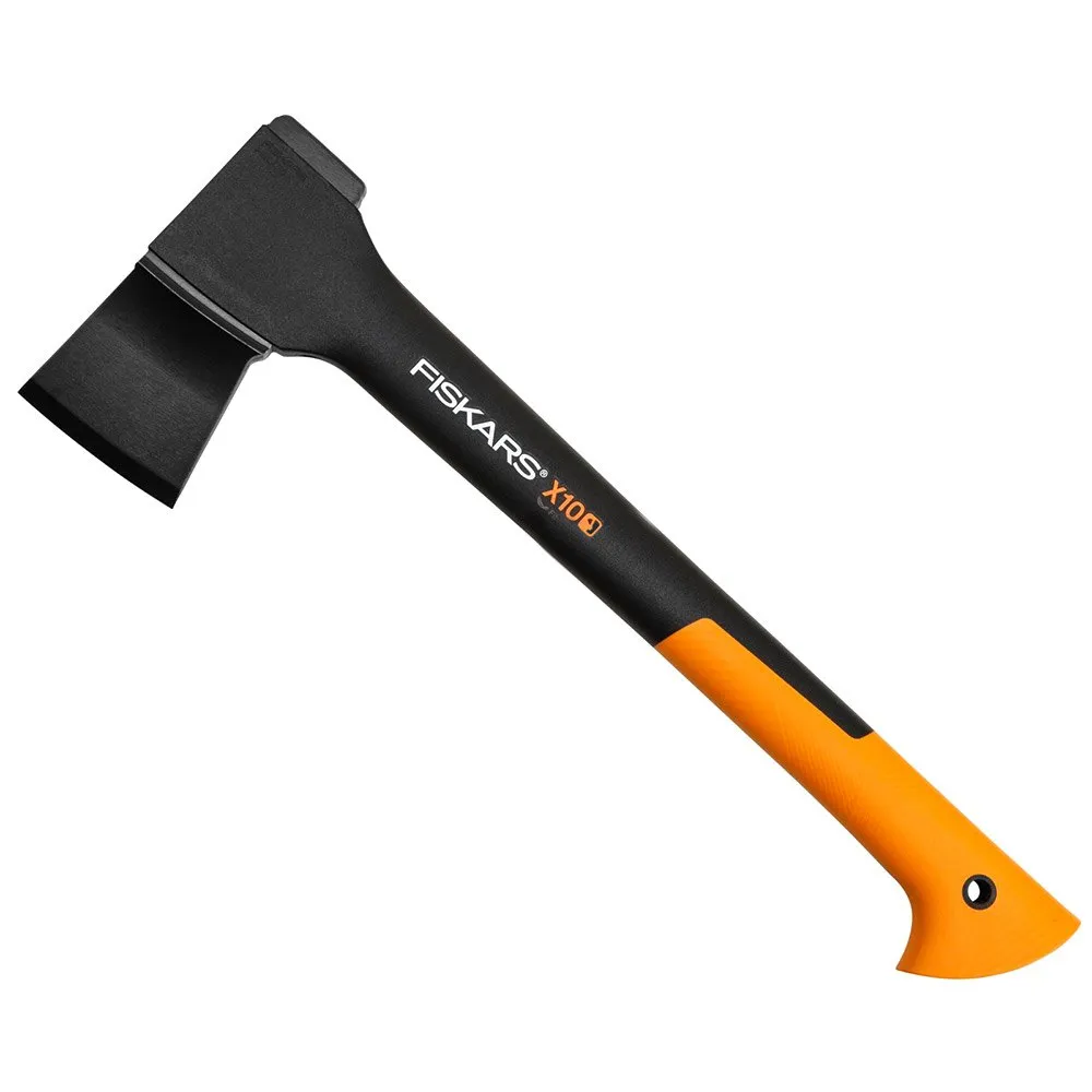 Fiskars X10-S axe