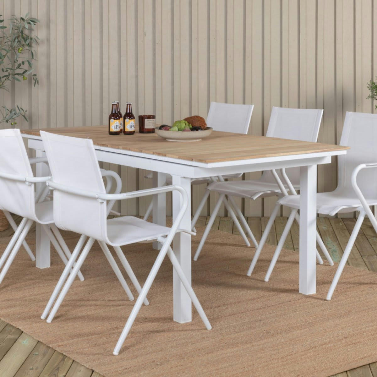 ALIAGA - Table de jardin en bois massif et aluminium blanc