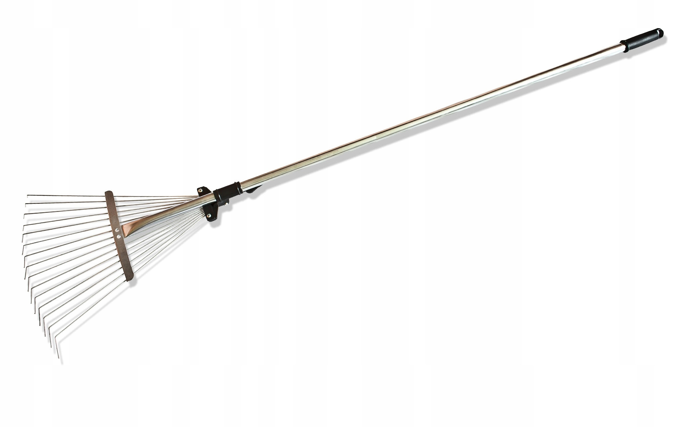 Grabie Metalowe z Trzonkiemdo Liści Trawy 130 cm