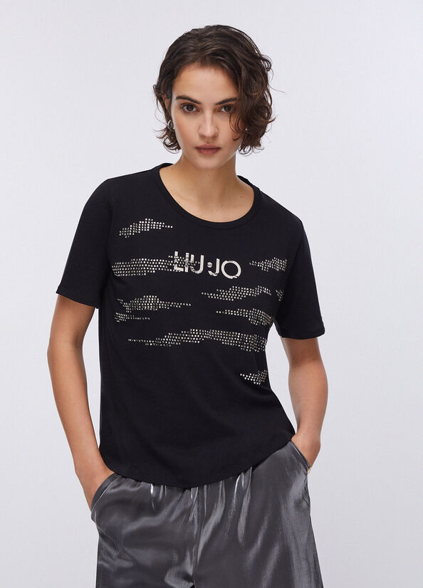 T-shirt con applicazioni