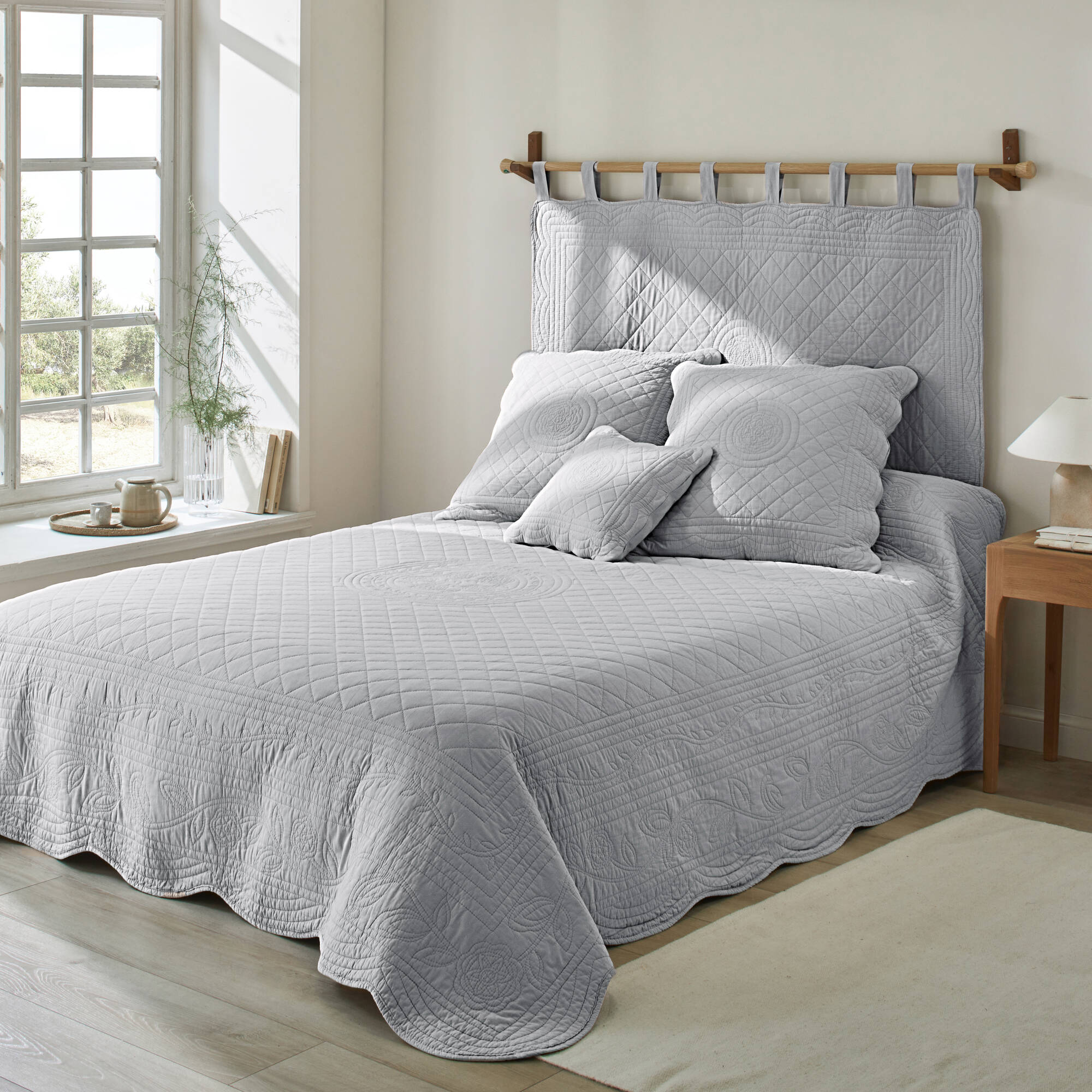 T&ecirc;te de lit unie coton style boutis Cassandre