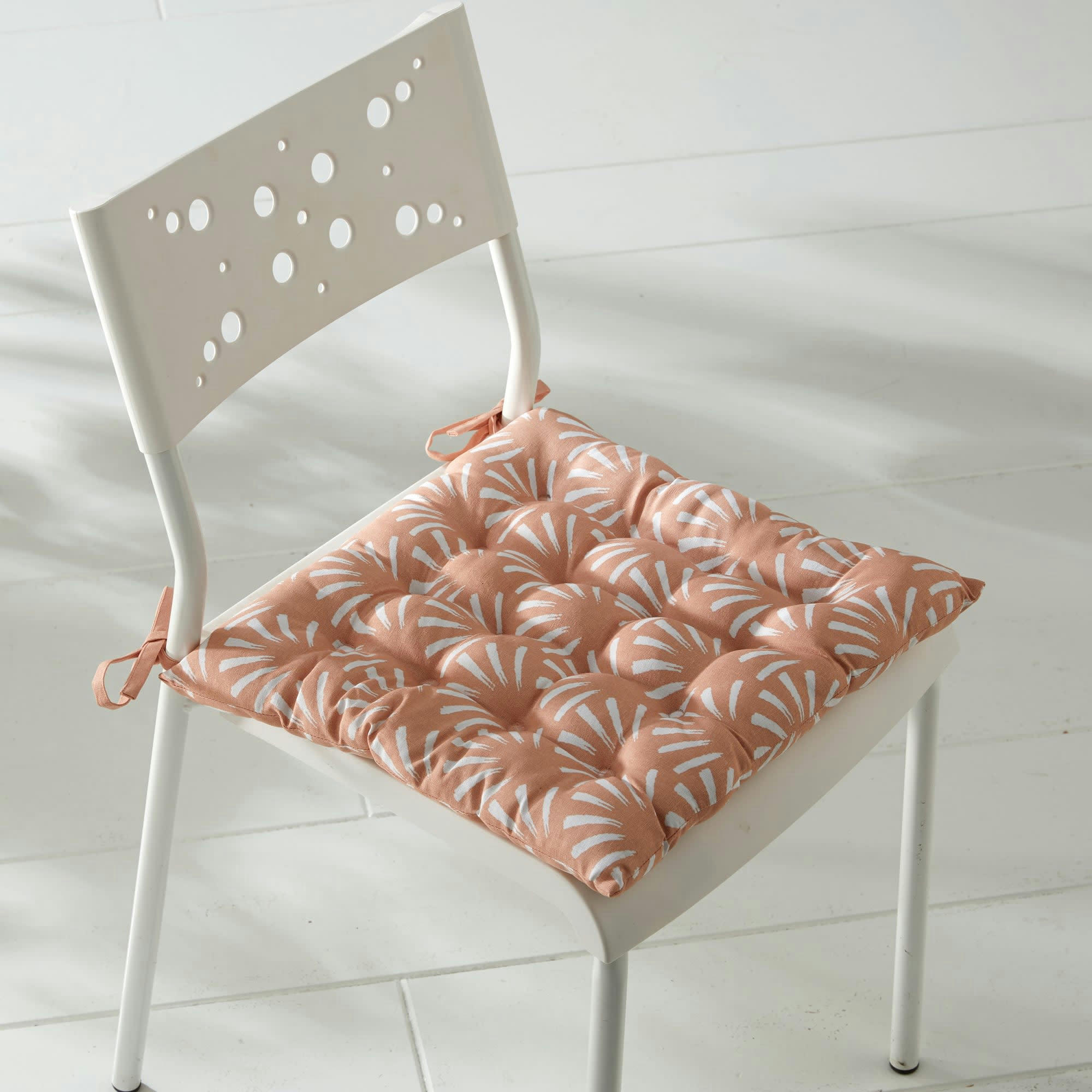 LUBERON - Lot de 2 galettes de chaise beige 40x40 en coton