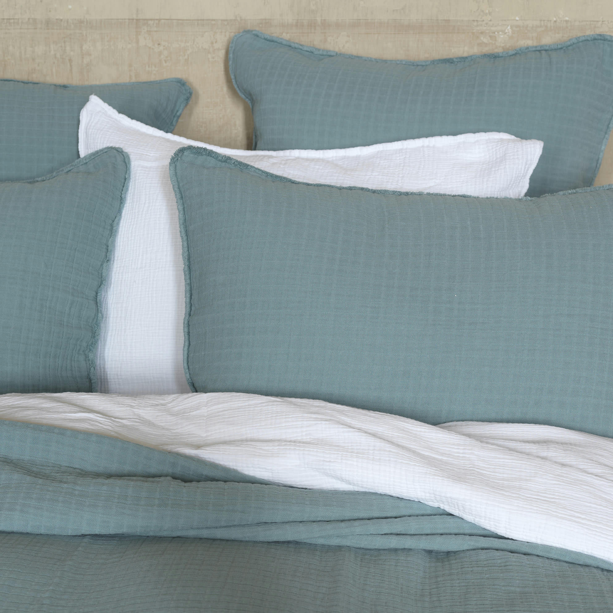 MINORQUE - Housse de coussin gaze de coton bleu minéral 50X70 CM