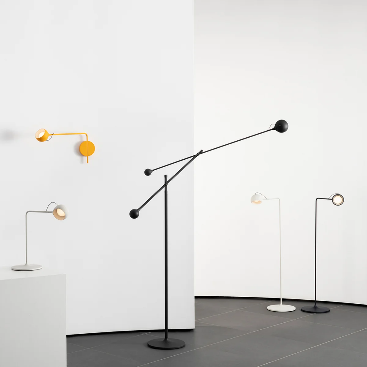Artemide - IXA Reading Stehleuchte LED