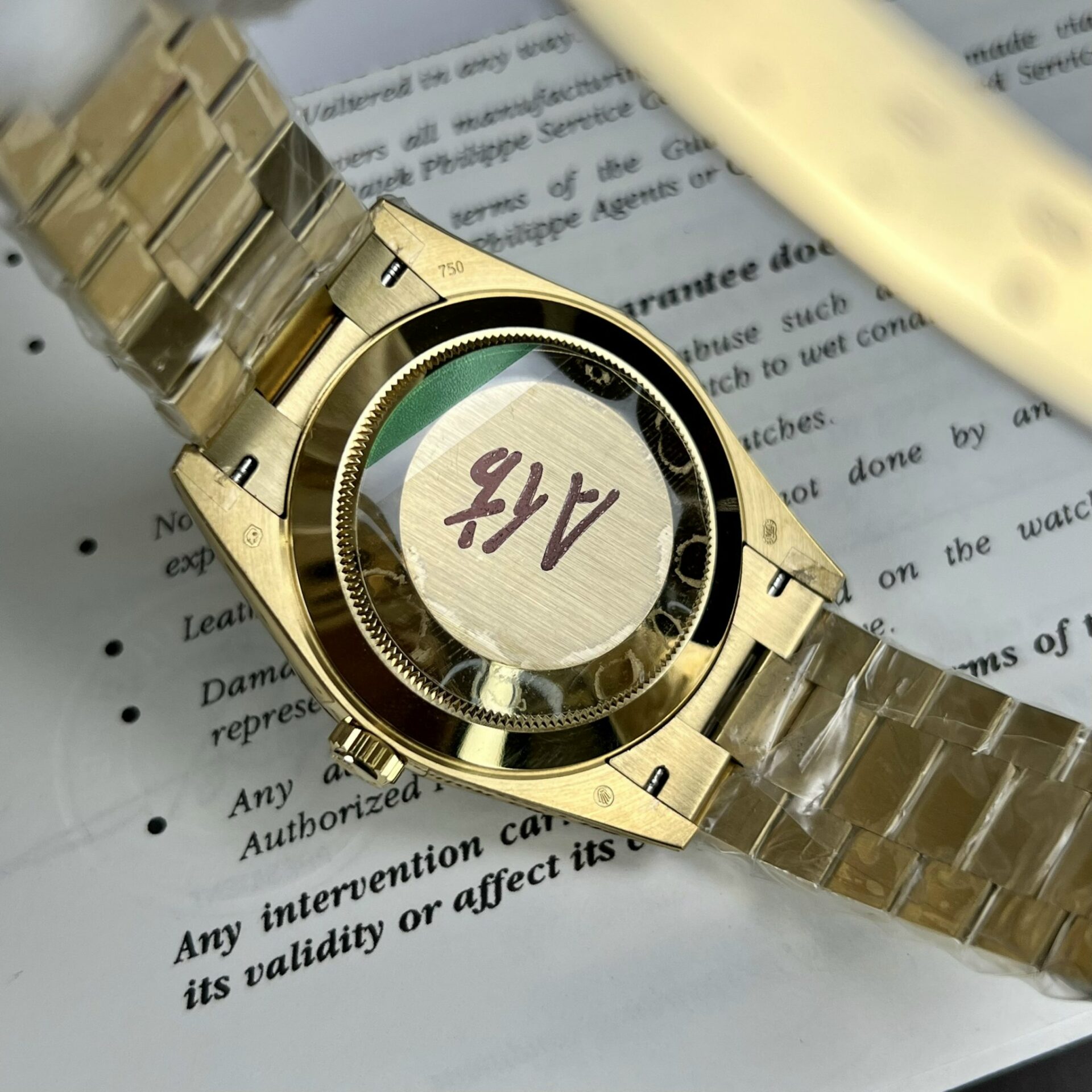 Rolex Day-Date YG Plated MOP Dial CZ Diamonds 40mm TWF Replica