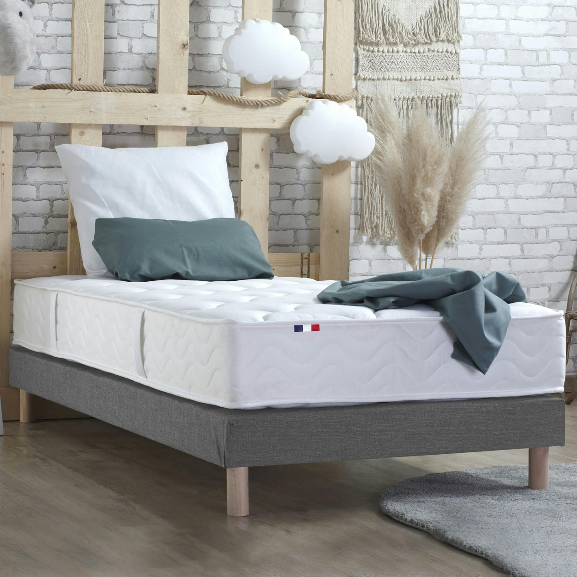 - Pack Ensemble Matelas Ressorts Sommier Couette Oreillers 90x190