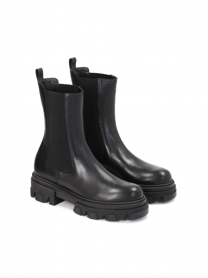 Ladies' black ankle boots