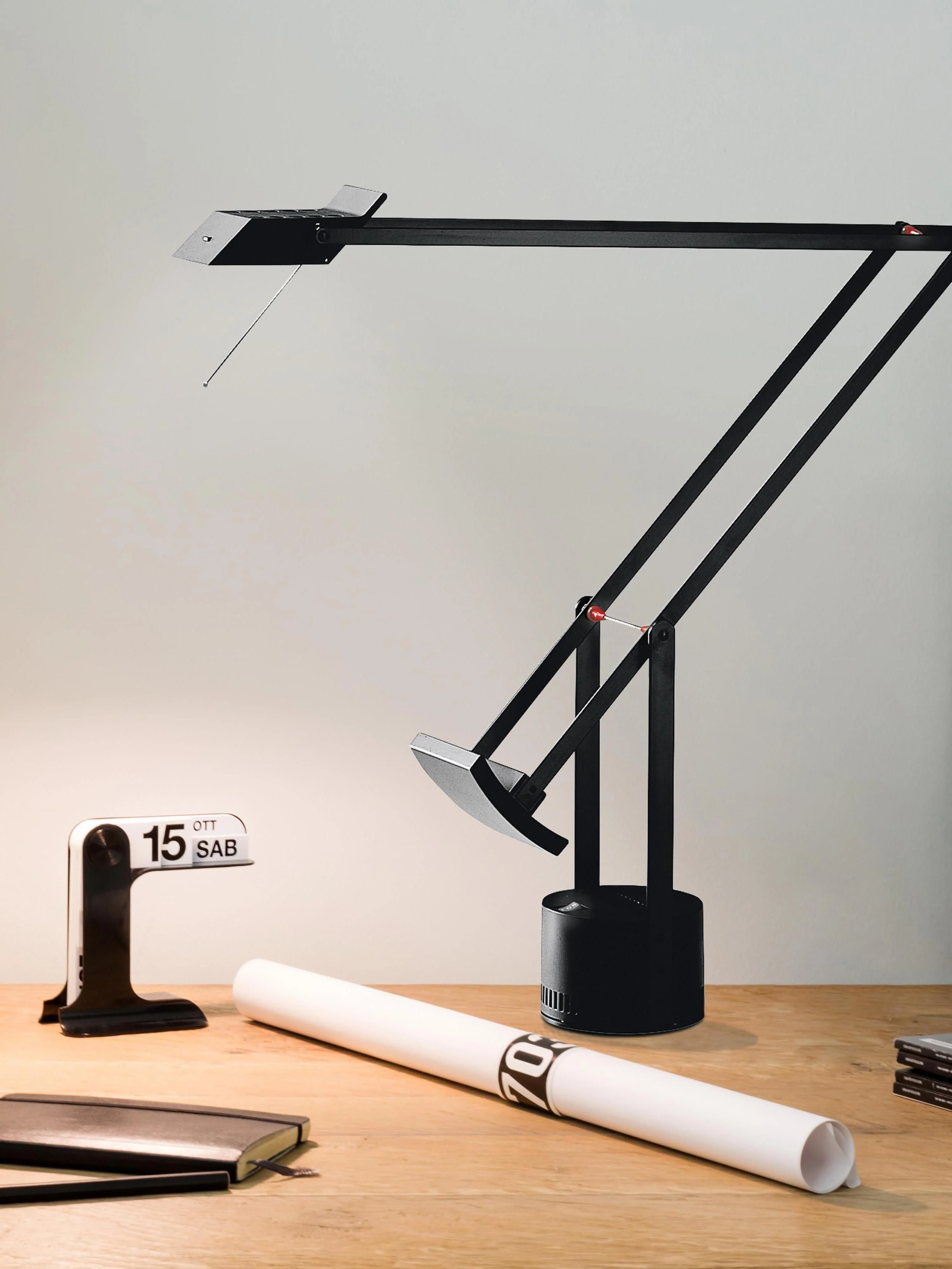 Große Tischlampe Tizio