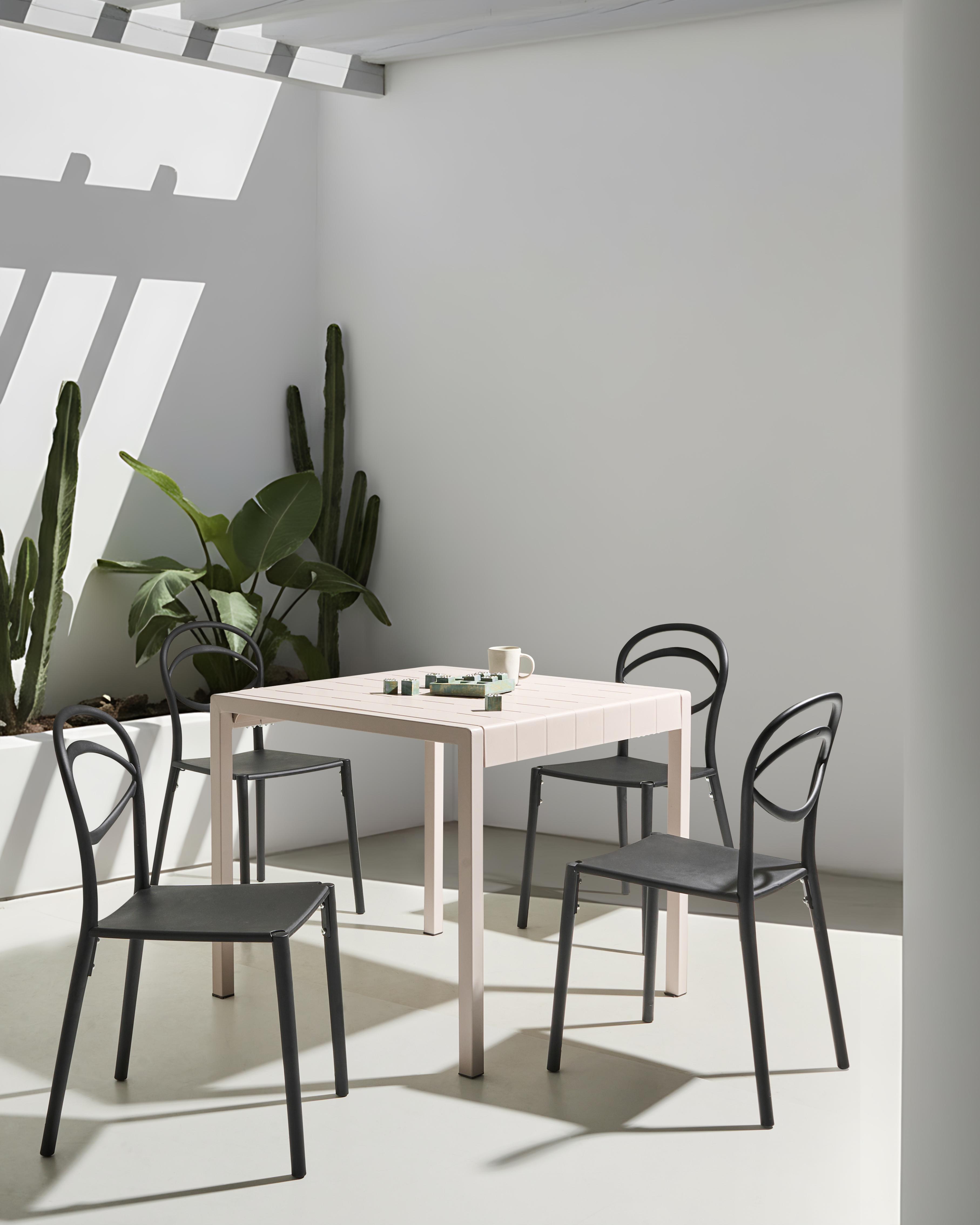 Set of 4 Garden Chairs COVOLO Black