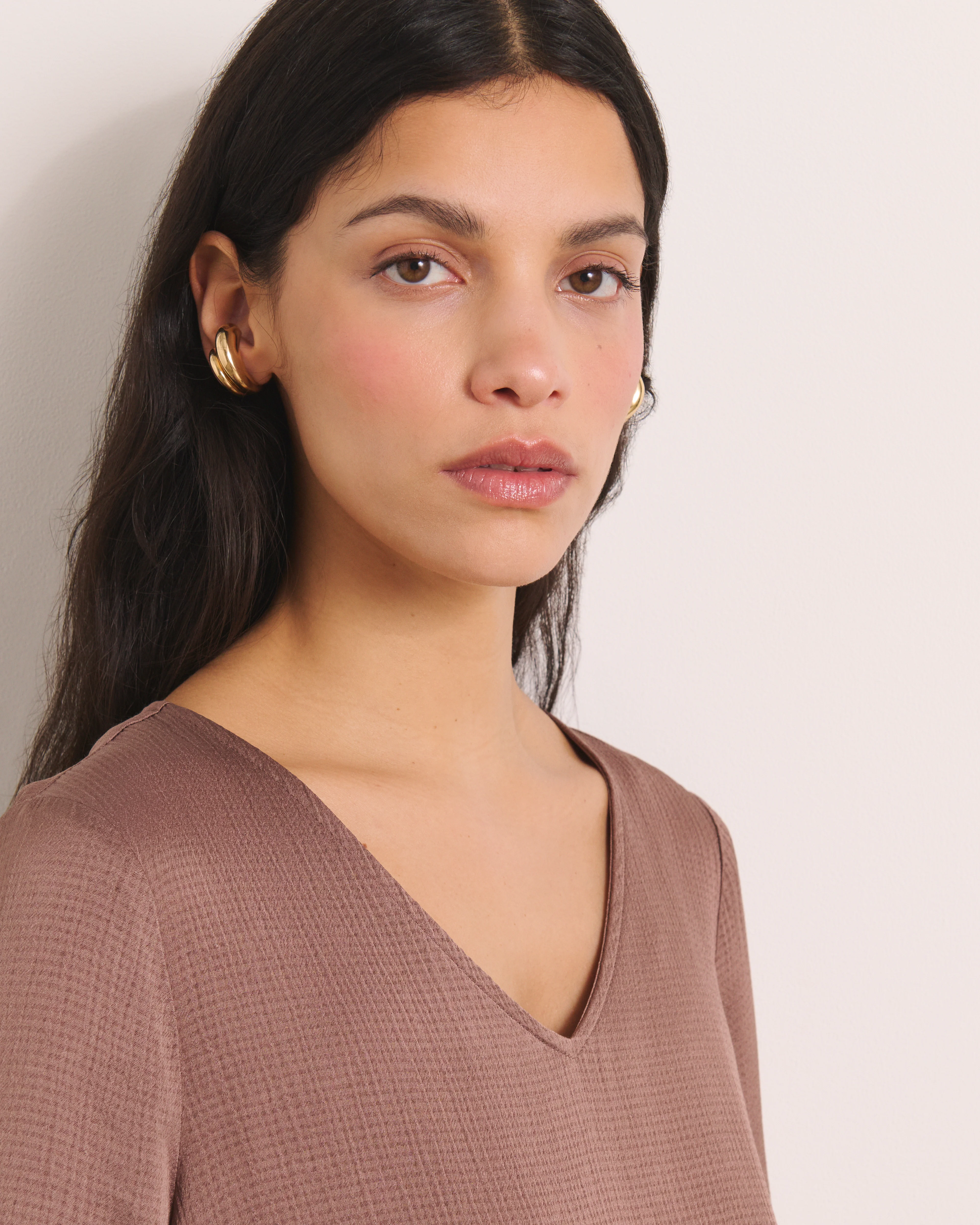 Robe droite marron encolure V RIO/13220/053
