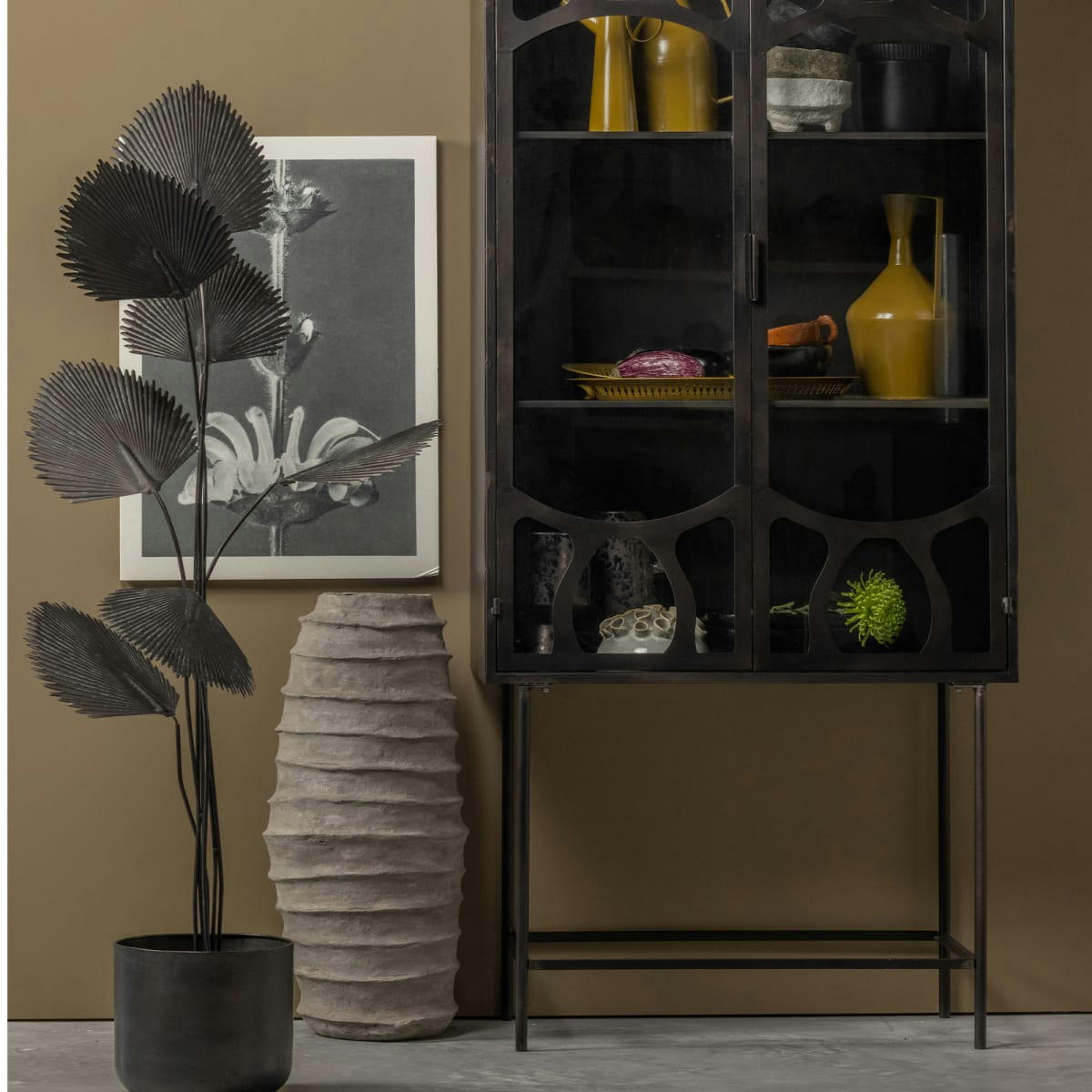 MONTREAL - Buffet vitrine en métal noir style moderne