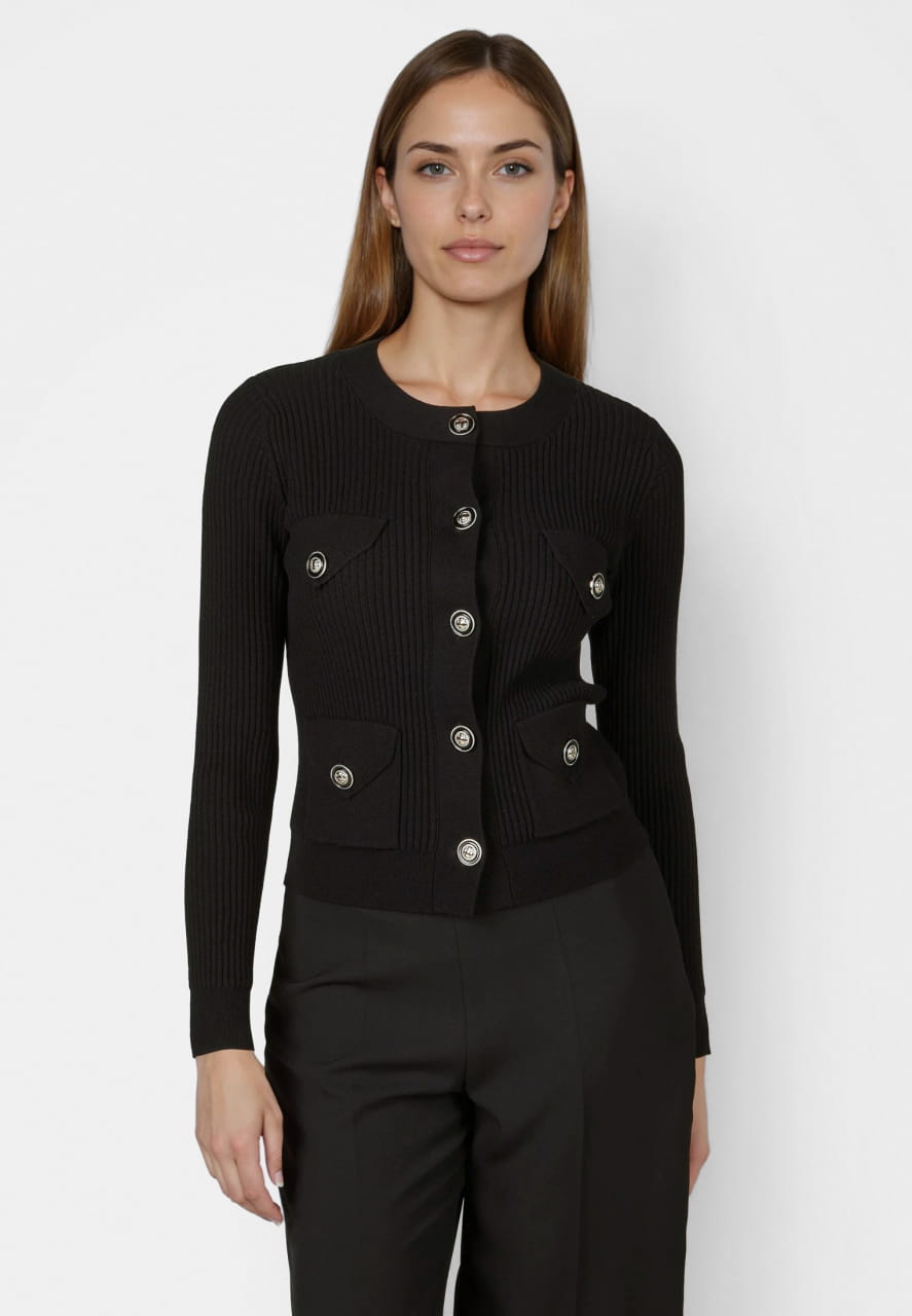Strickjacke mit aufgesetzten Taschen