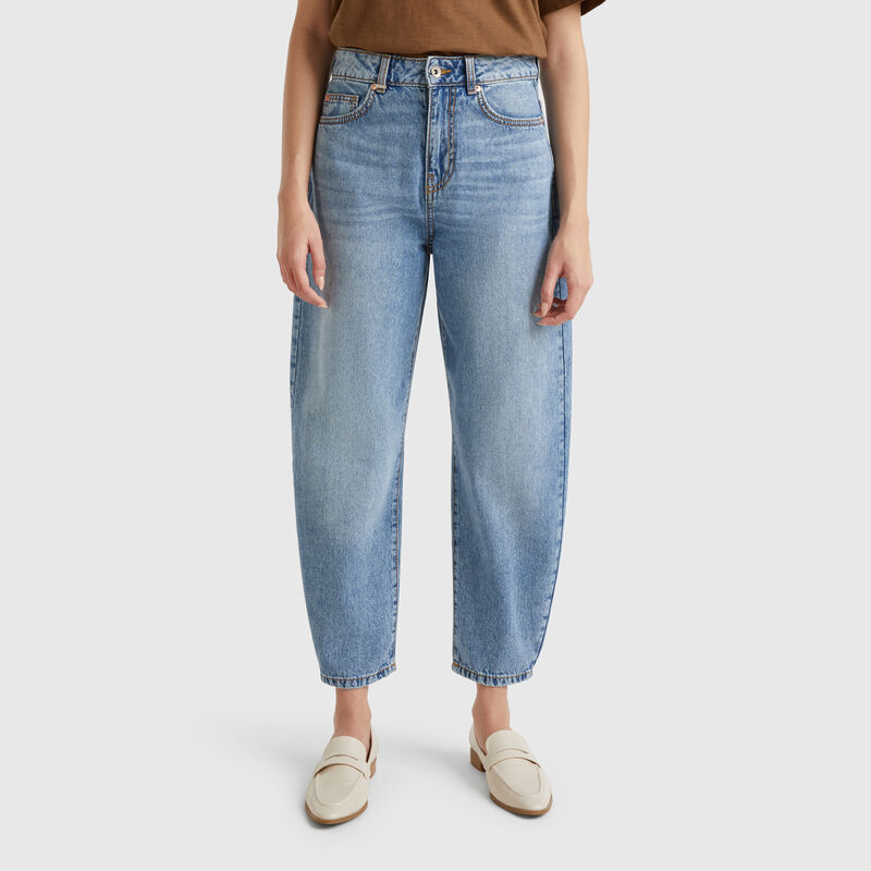 Balloon fit jeans