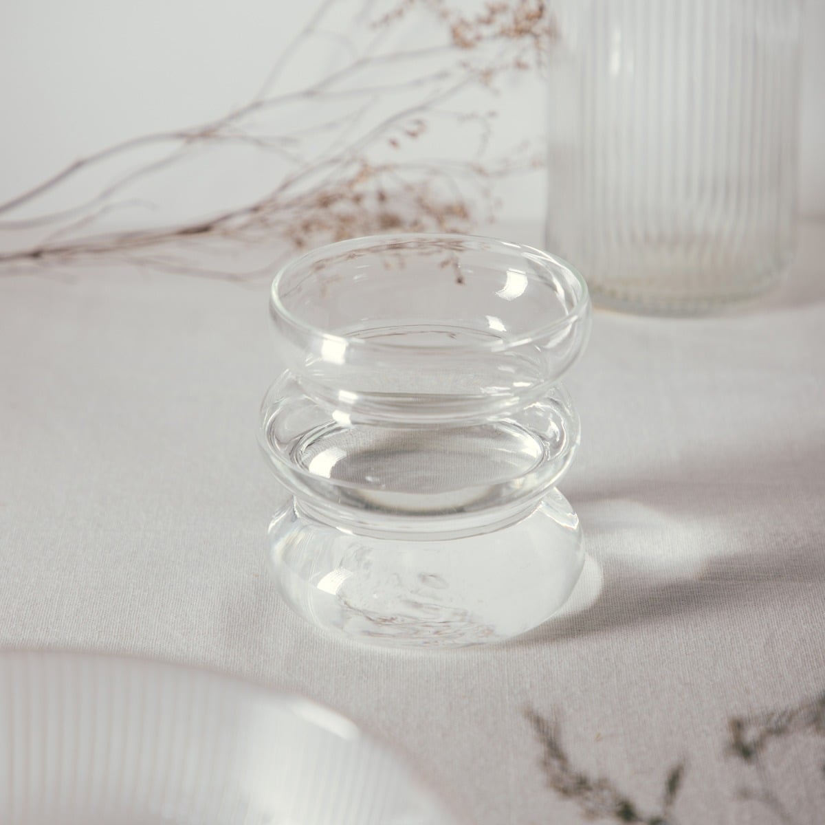 Szklanka BUBBLY transparentna, skrzywiona 0,45 l