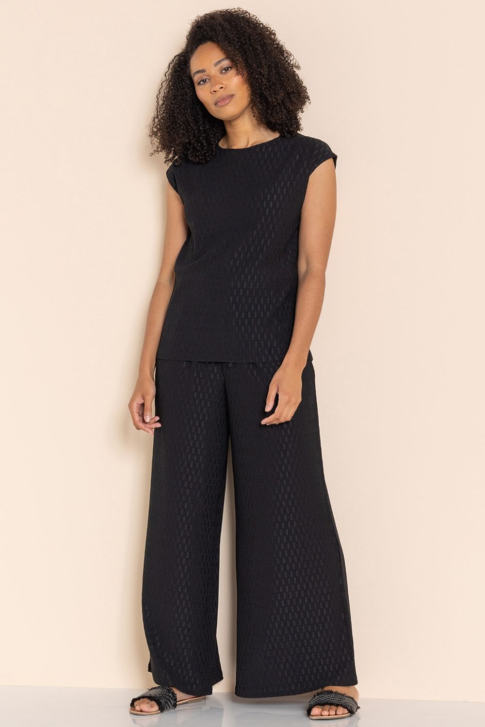 Klass. Sleeveless Textured Jersey Top