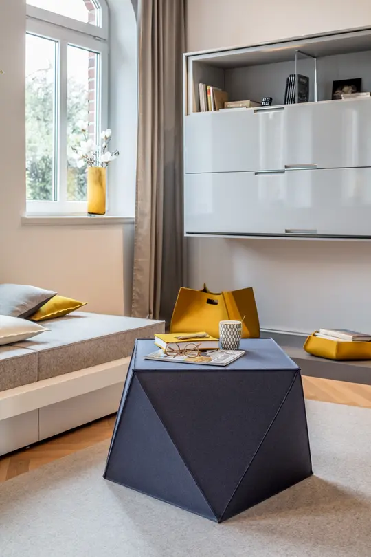 Hocker Brilli