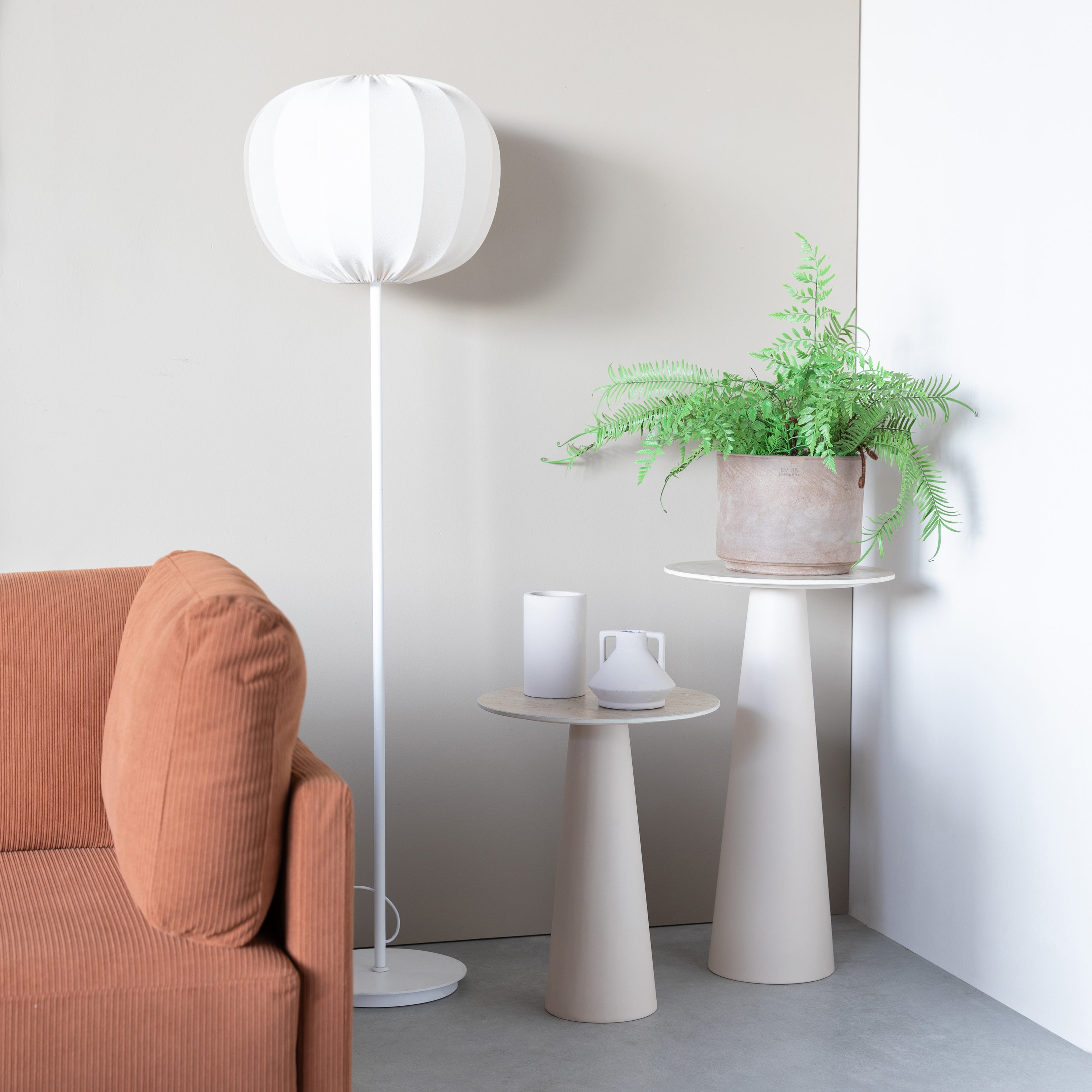 by fonQ Bliss Bijzettafel Beige - H 70 cm