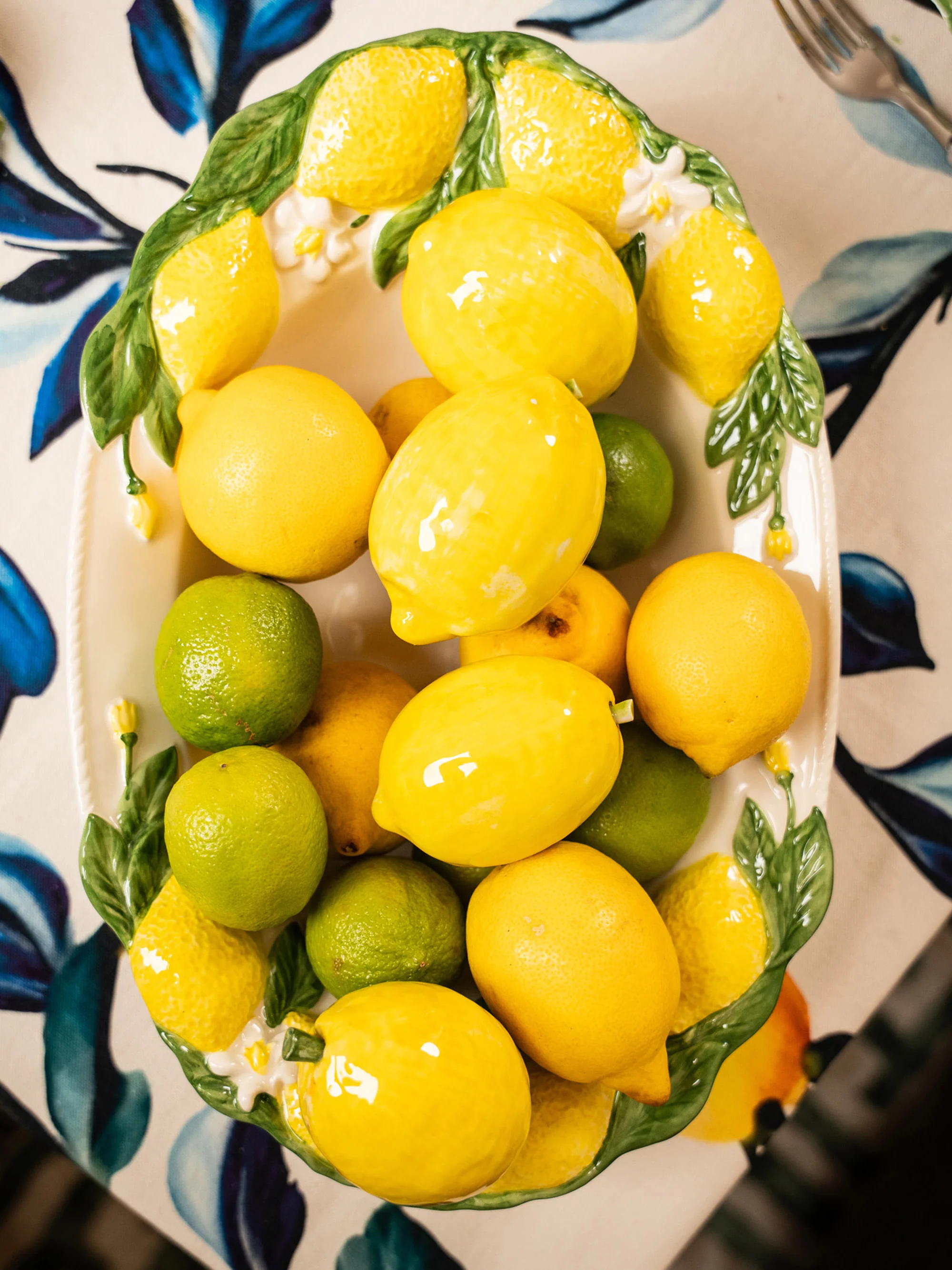 Handbemalte Servierplatte Lemon