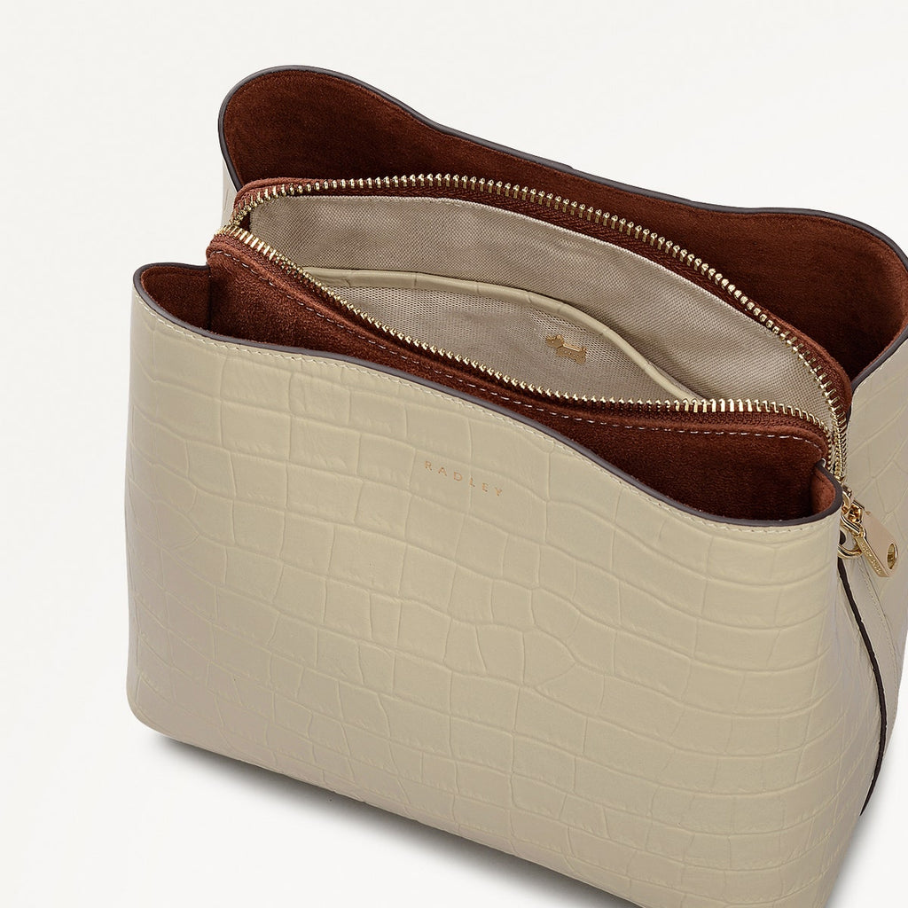 Dukes Place - Medium Compartment Cross Body Bag