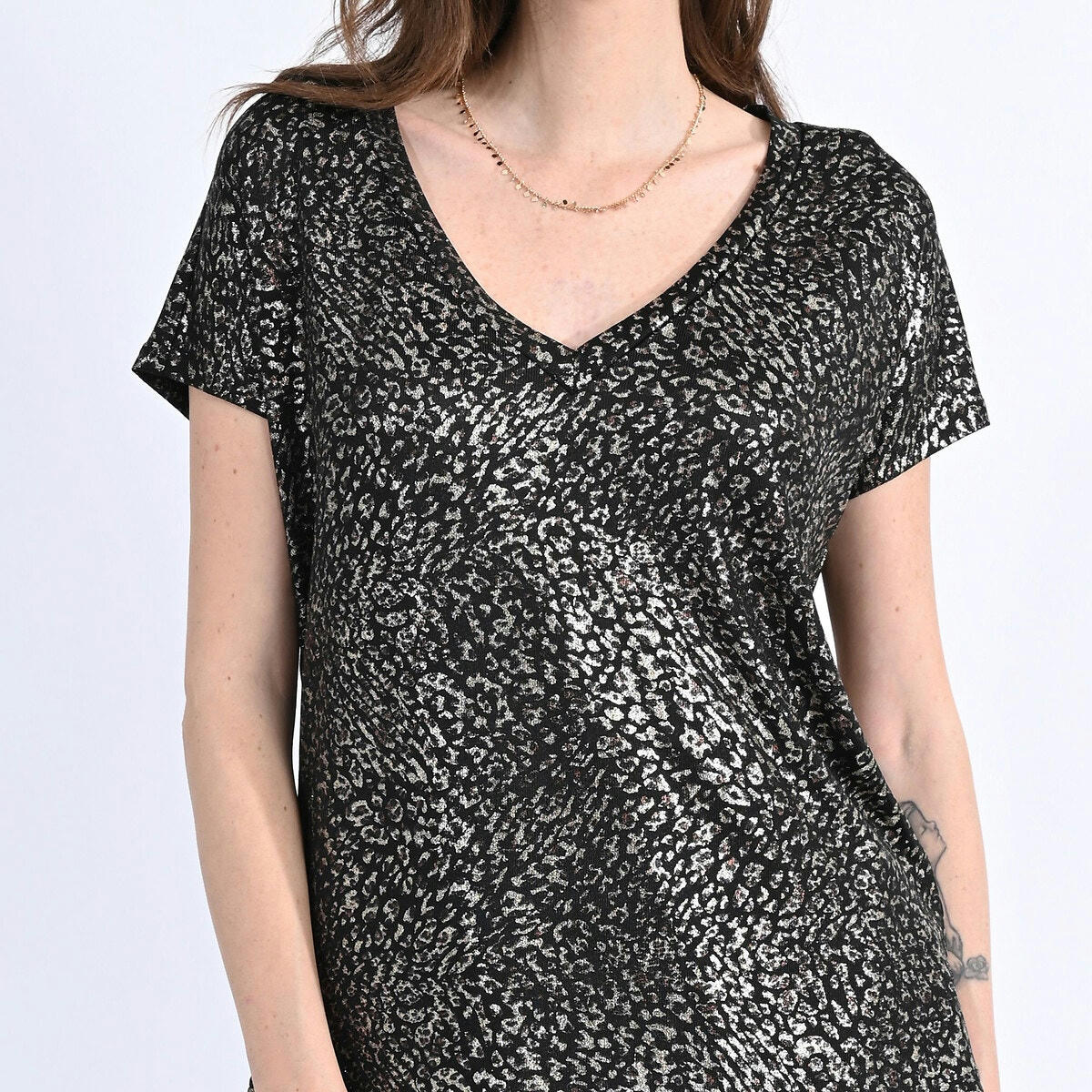 T-shirt manches courtes encolure V motif animalier