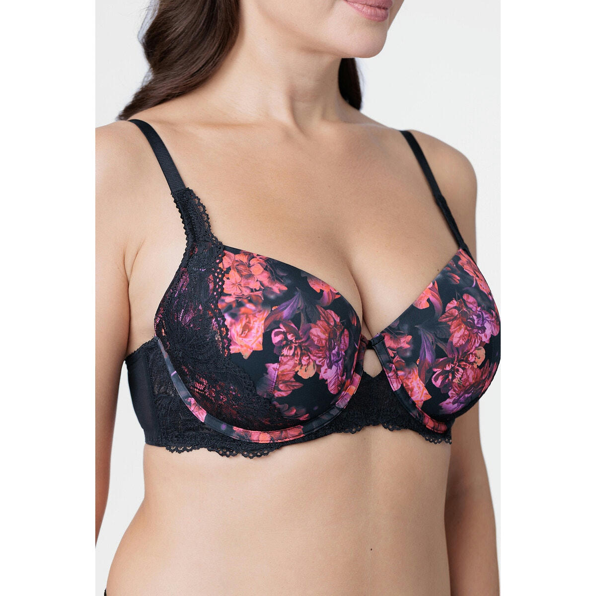 Soutien gorge bonnets moulés Hestia