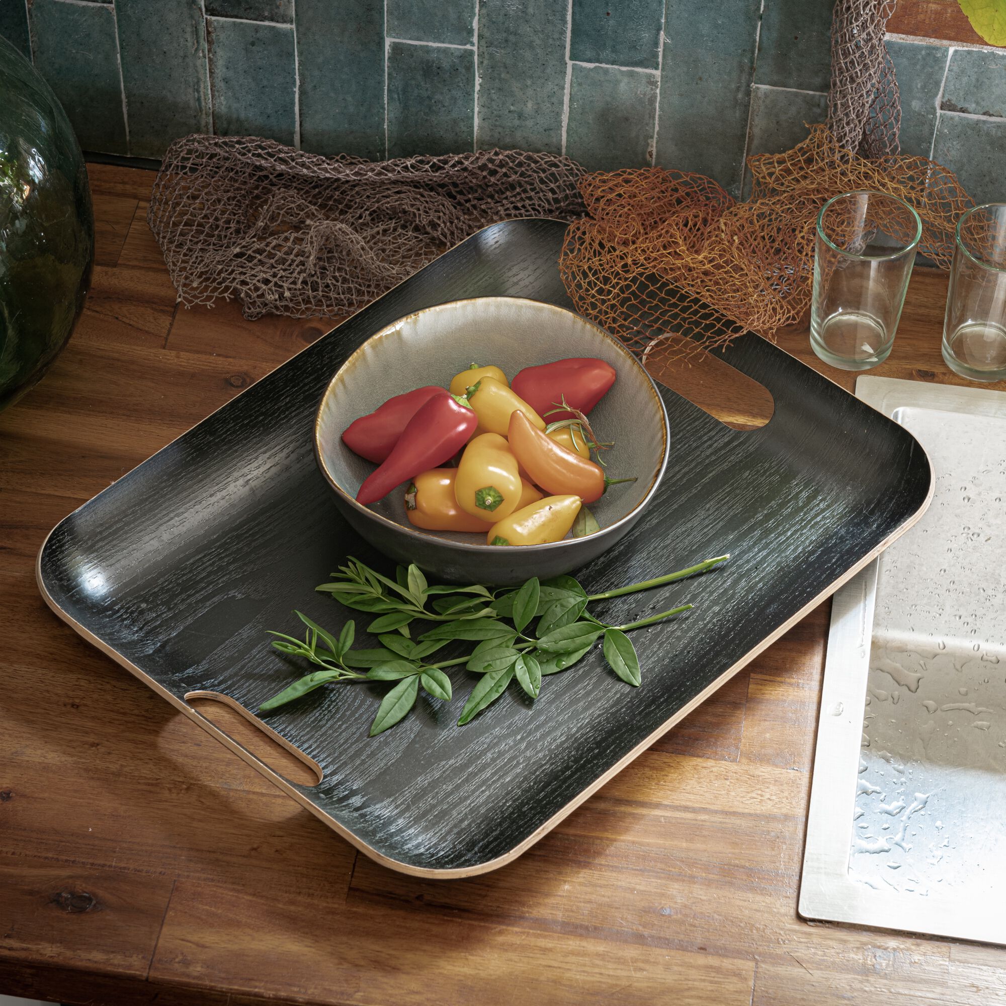 SAULE - Plateau rectangle en bois L45xl36cm - noir