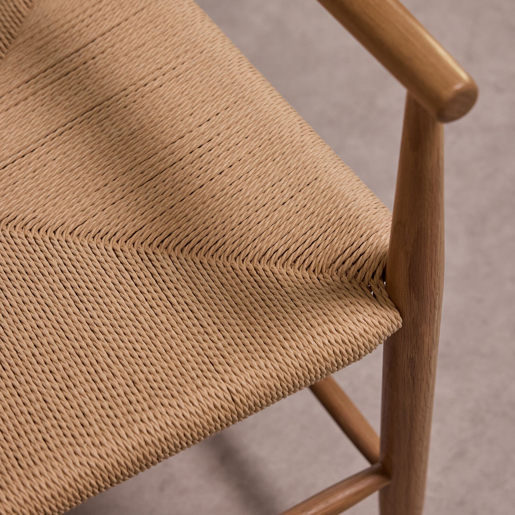ESTACA - Chaise avec accoudoirs en bois de chêne - naturel