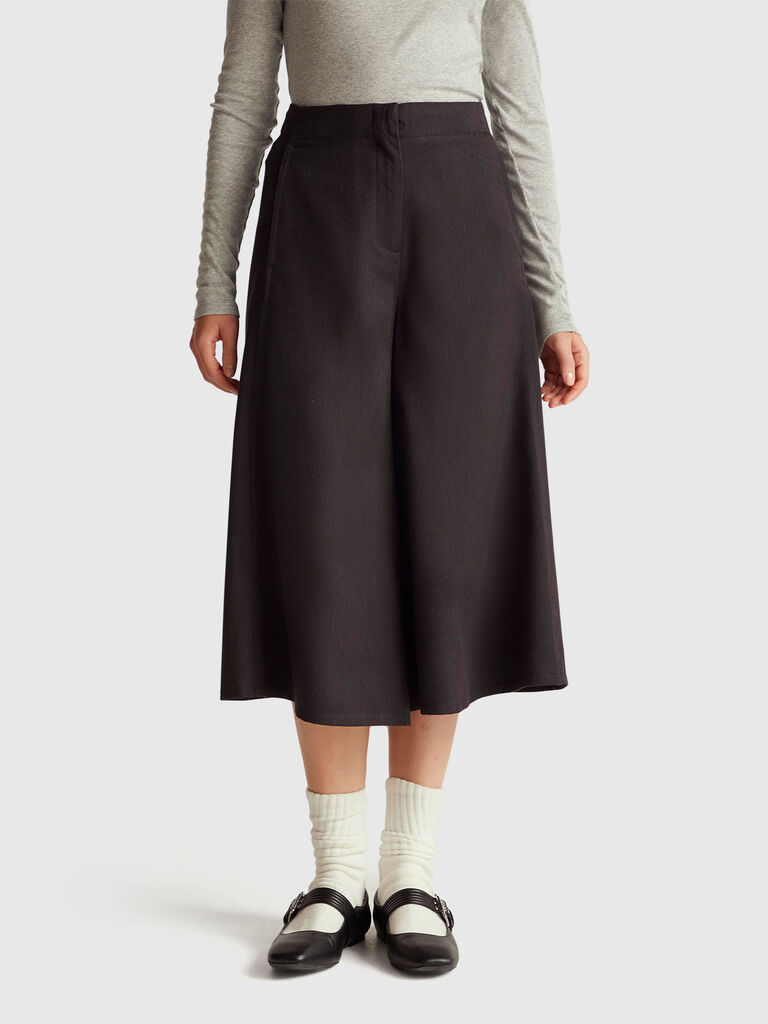 Cropped flared pants