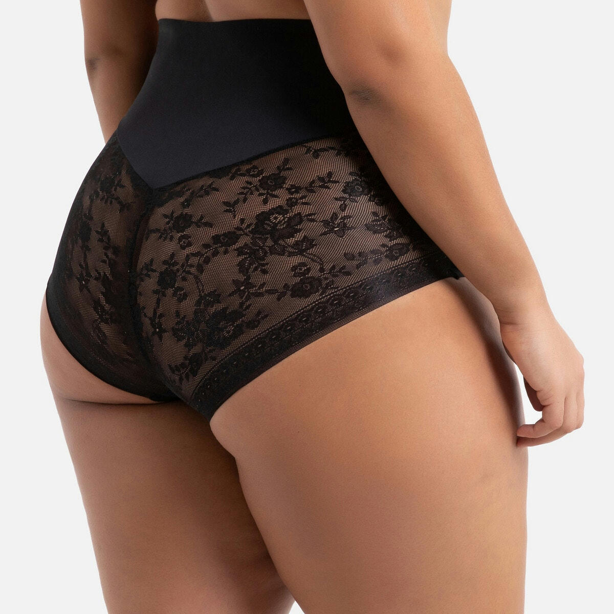 Culotte haute gainante, dos en dentelle