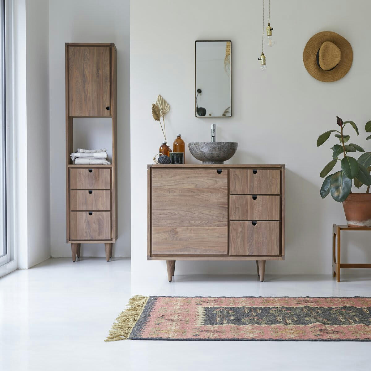 JONÀK - Meuble sous vasque en noyer massif 95 cm