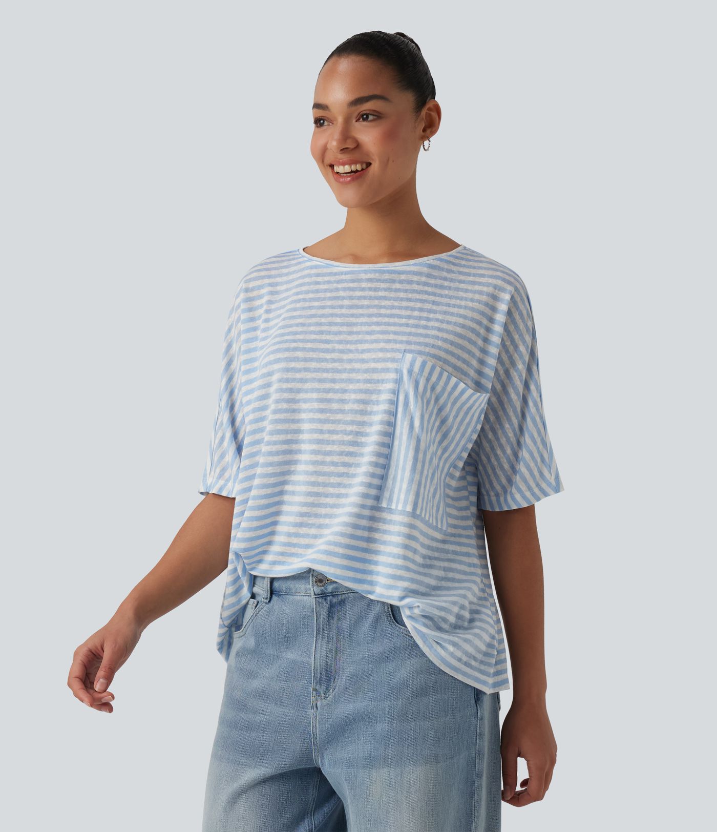 T-shirt col rond manches chauve-souris à rayures en lyocell avec poche poitrine