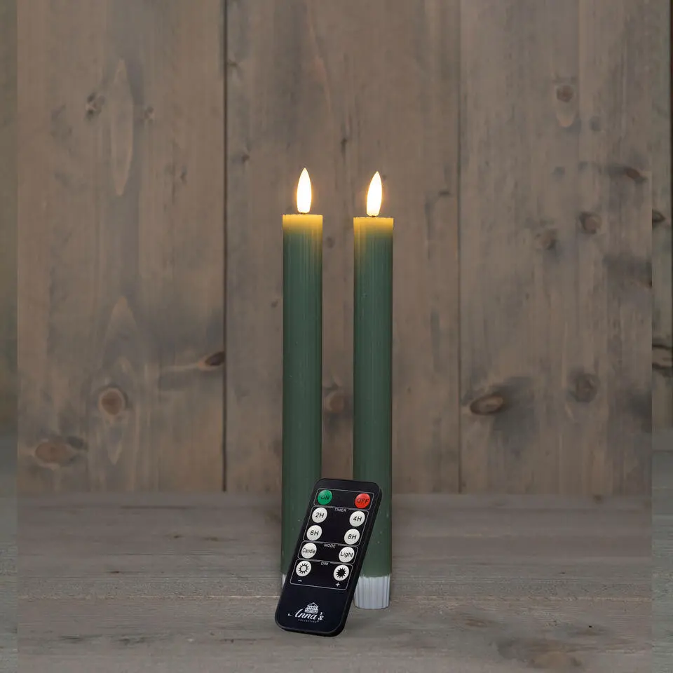 Anna's Collection LED dinerkaarsen - 2x - jade groen - ribbel